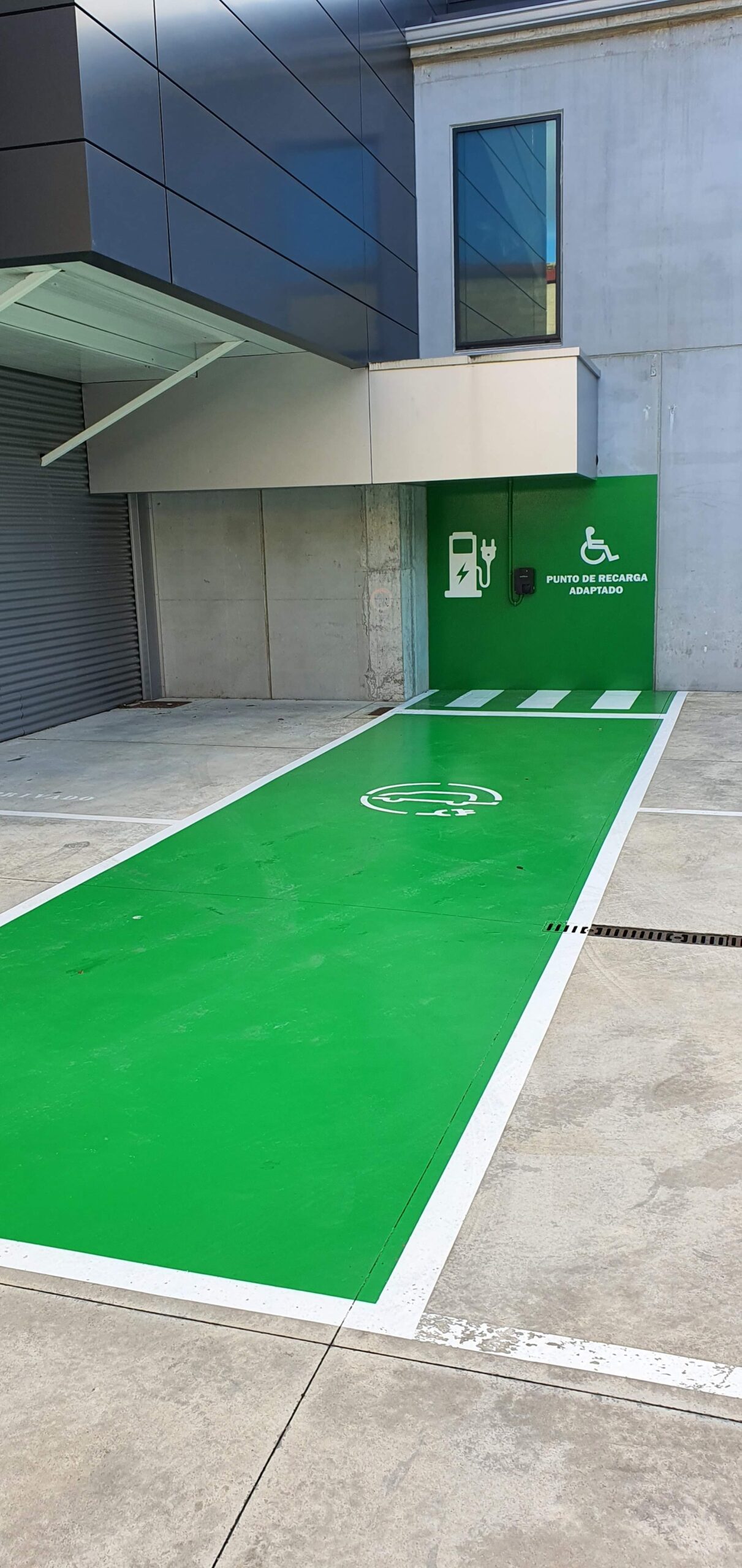 Logotipo oficial de EVEX Movilidad Eléctrica - Especialistas en recarga en Pontevedra