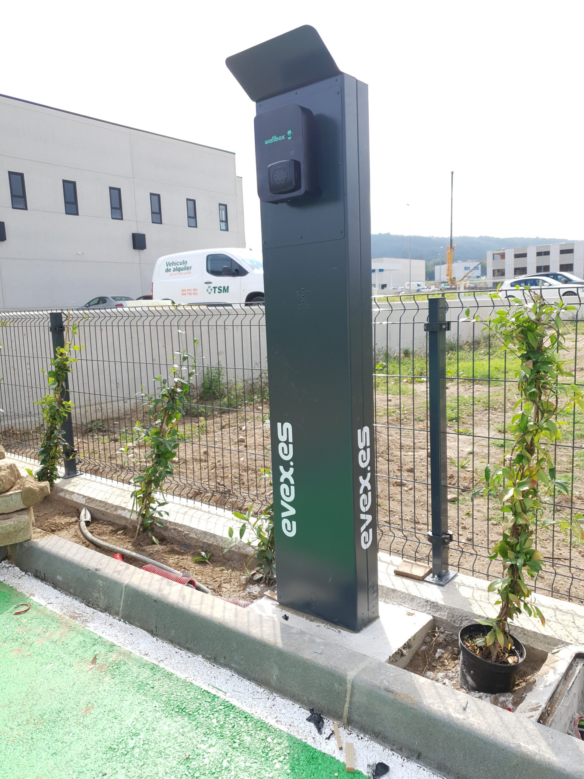 Aplicación para el control y monitorización de puntos de recarga instalados